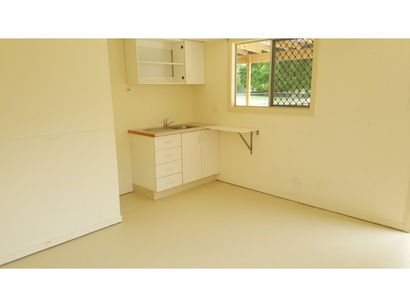 6 WILSON AVE, Woombye QLD 4559