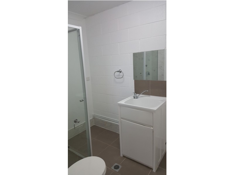 21b DINMORE, Woombye QLD 4559