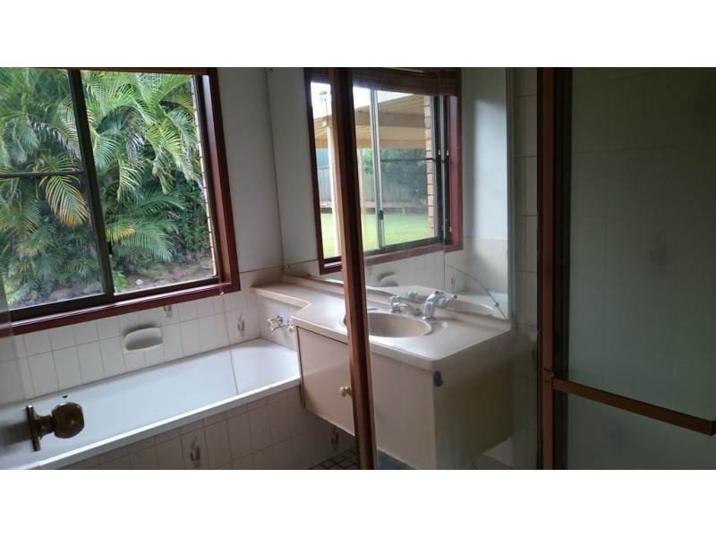 4 Dana Court, Palmwoods QLD 4555