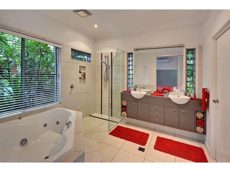 65 Reids Road, West Woombye QLD 4559