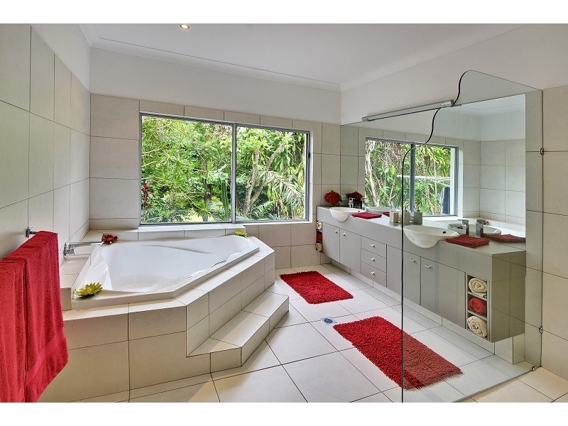65 Reids Road, West Woombye QLD 4559