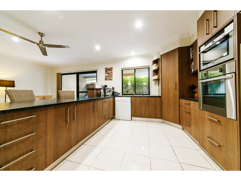 2/13 Paynters Pocket Avenue, Palmwoods QLD 4555