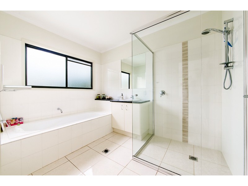 2/13 Paynters Pocket Avenue, Palmwoods QLD 4555
