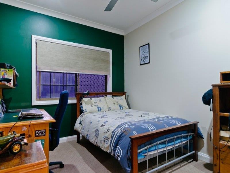 16 Chiltern Court, Coes Creek QLD 4560