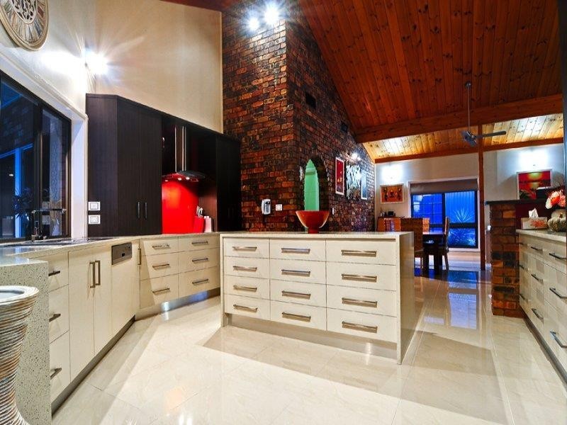 16 Chiltern Court, Coes Creek QLD 4560