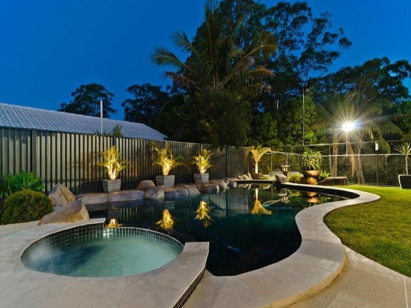 16 Chiltern Court, Coes Creek QLD 4560