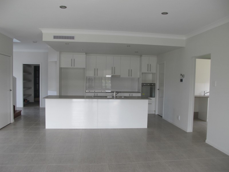 1/14 Kim Jon Court, Thornlands QLD 4164