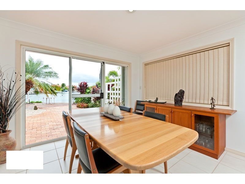 11 Seacest Court, Raby Bay QLD 4163