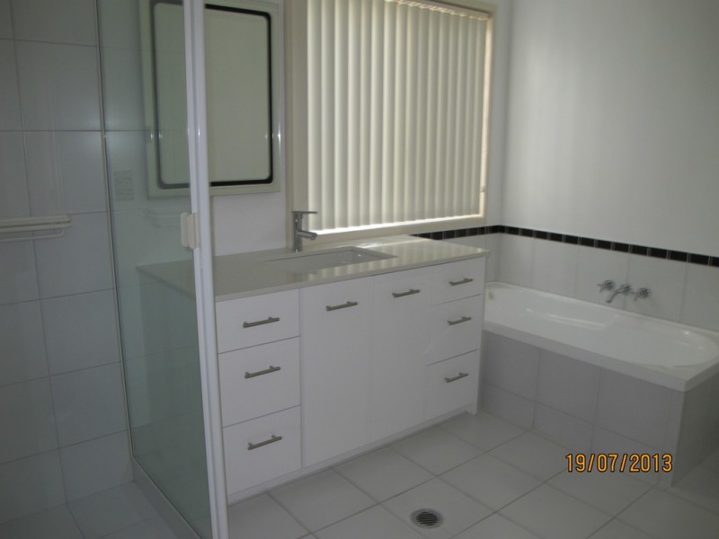 11 Seacest Court, Raby Bay QLD 4163