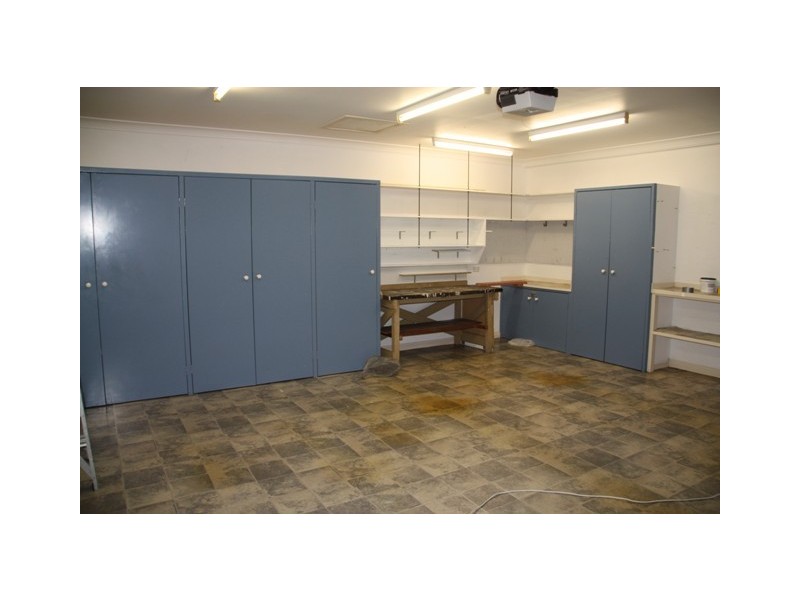 11 Seacest Court, Raby Bay QLD 4163