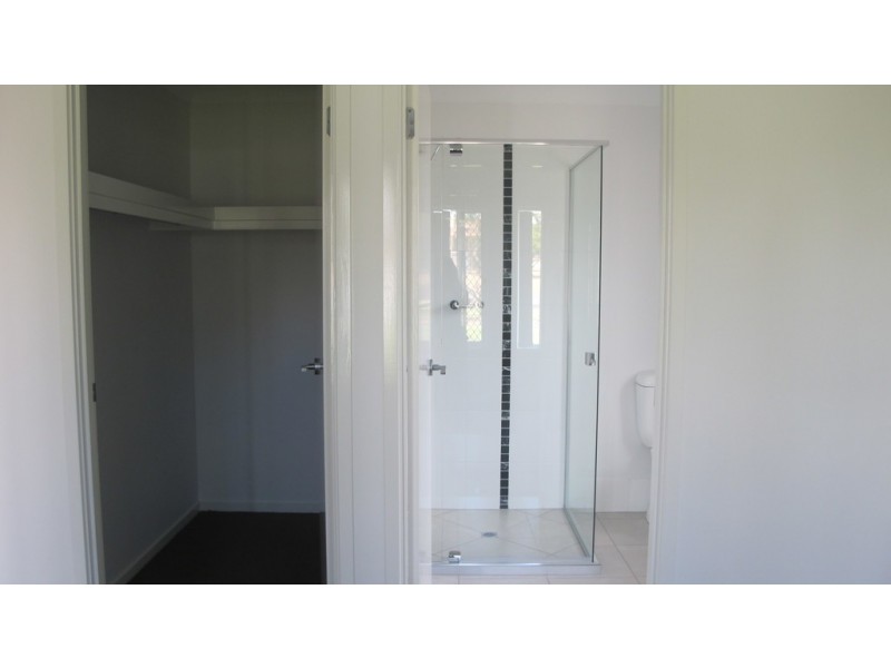 182 Russell Street, Cleveland QLD 4163