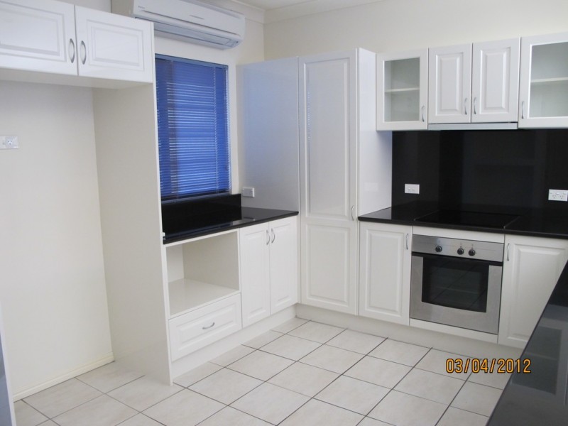 123 Shore Street North, Cleveland QLD 4163