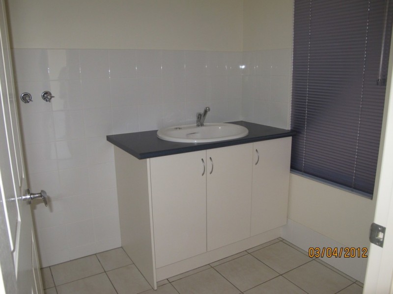 123 Shore Street North, Cleveland QLD 4163