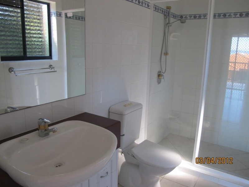 123 Shore Street North, Cleveland QLD 4163