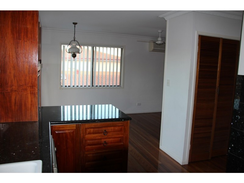 17 Darlington St, Macgregor QLD 4109