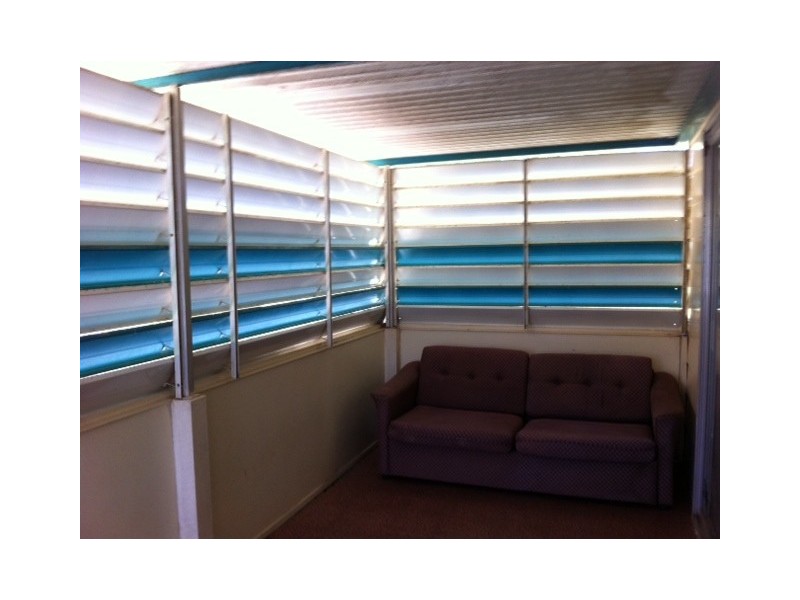 54 Shore Street East, Cleveland QLD 4163