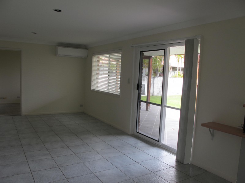 1 Binnacle Close, Raby Bay QLD 4163