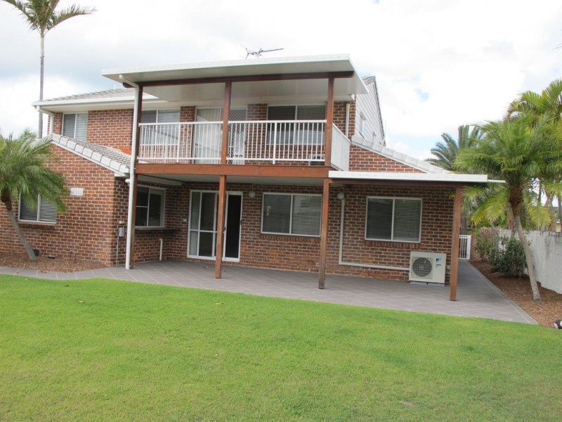 1 Binnacle Close, Raby Bay QLD 4163