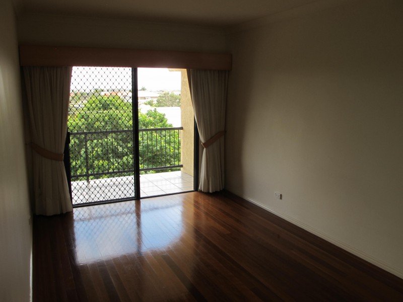 Unit 4 / 123 Shore Street North, Cleveland QLD 4163