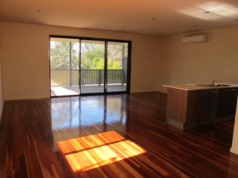 54 Whites Road, Manly West QLD 4179