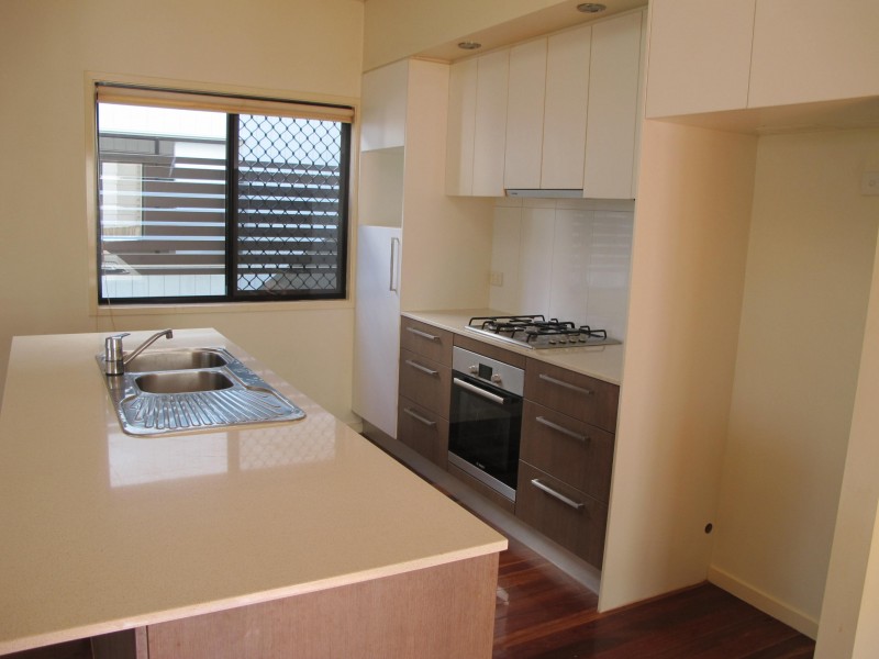 54 Whites Road, Manly West QLD 4179