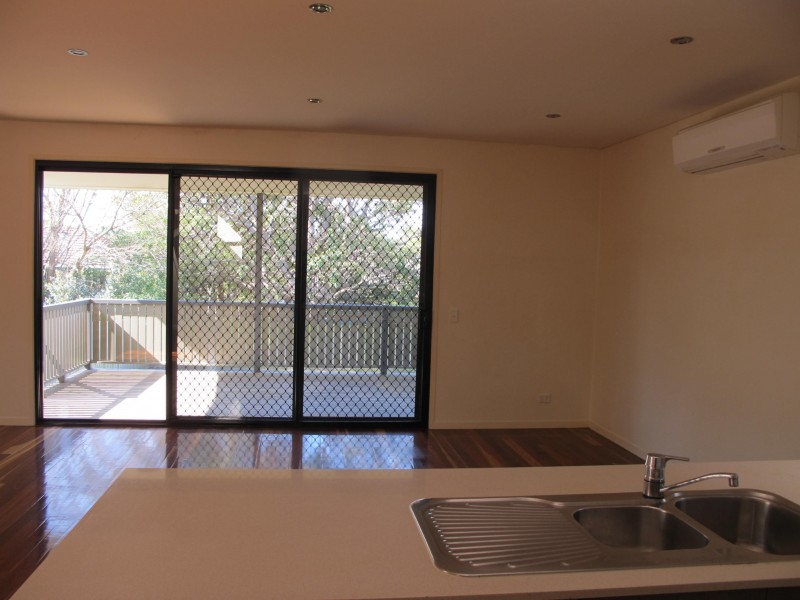 54 Whites Road, Manly West QLD 4179