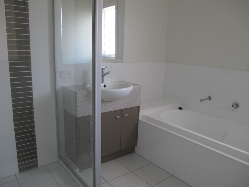 3 Edith Street, Wellington Point QLD 4160