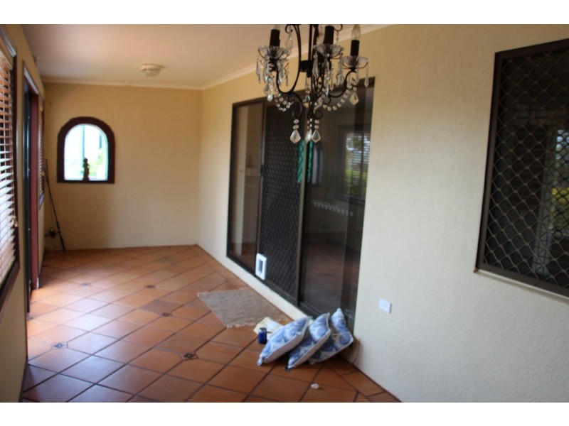 40 Redland Bay Road, Thornlands QLD 4164