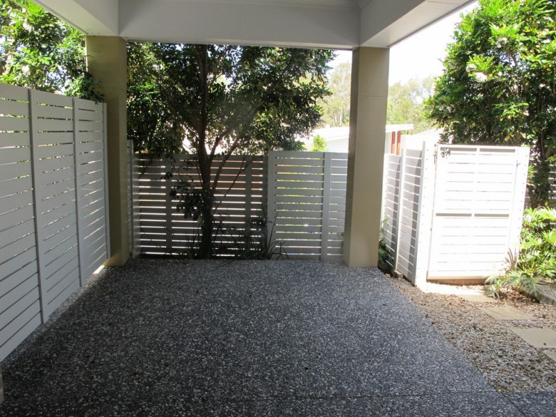 12 Worchester, Wakerley QLD 4154