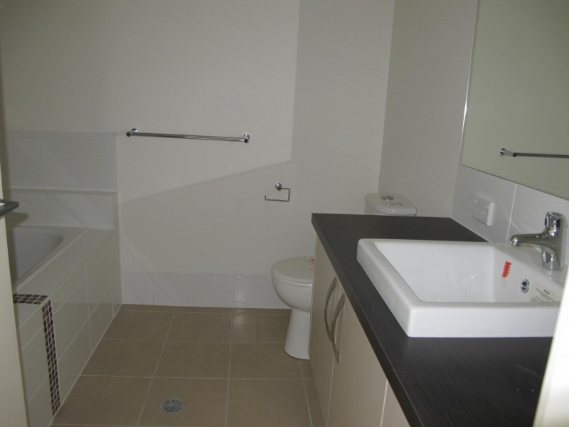 12 Worchester, Wakerley QLD 4154