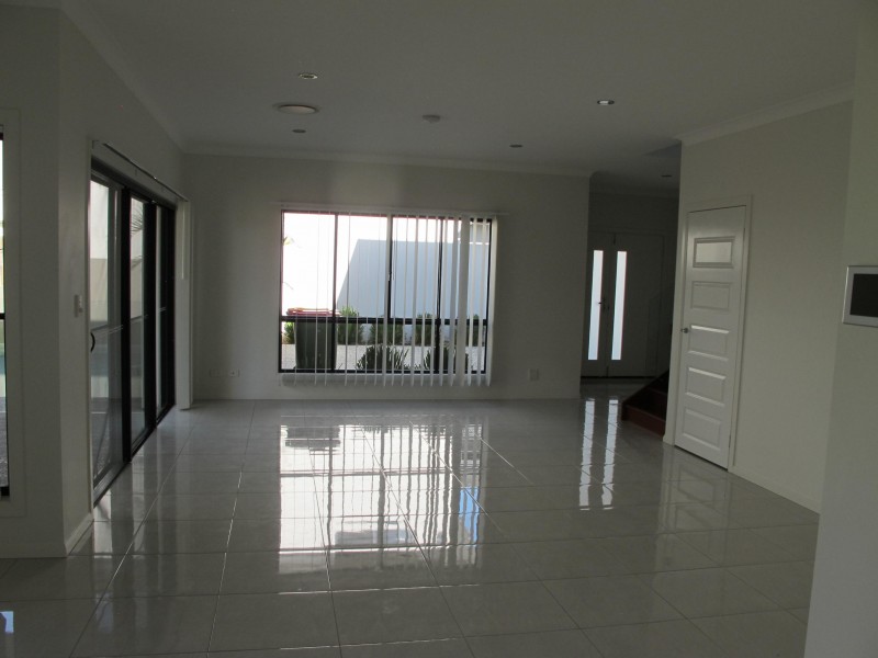 2/13 Elderberry Street, Thornlands QLD 4164