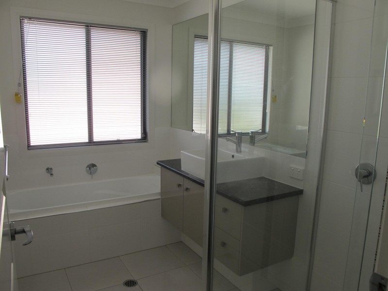 2/13 Elderberry Street, Thornlands QLD 4164