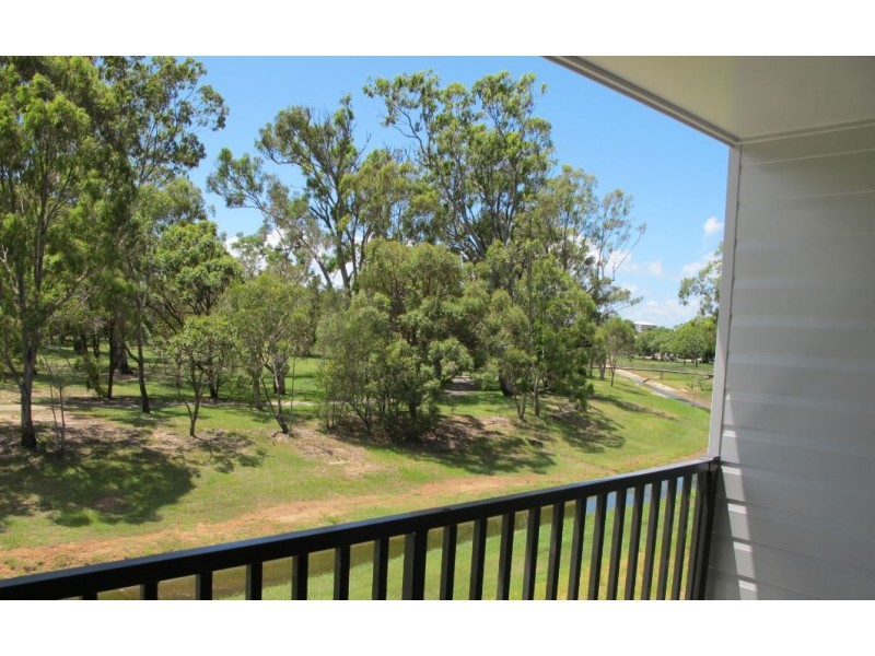 4/19-21 Ostend Court, Cleveland QLD 4163