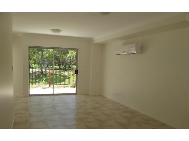 4/19-21 Ostend Court, Cleveland QLD 4163