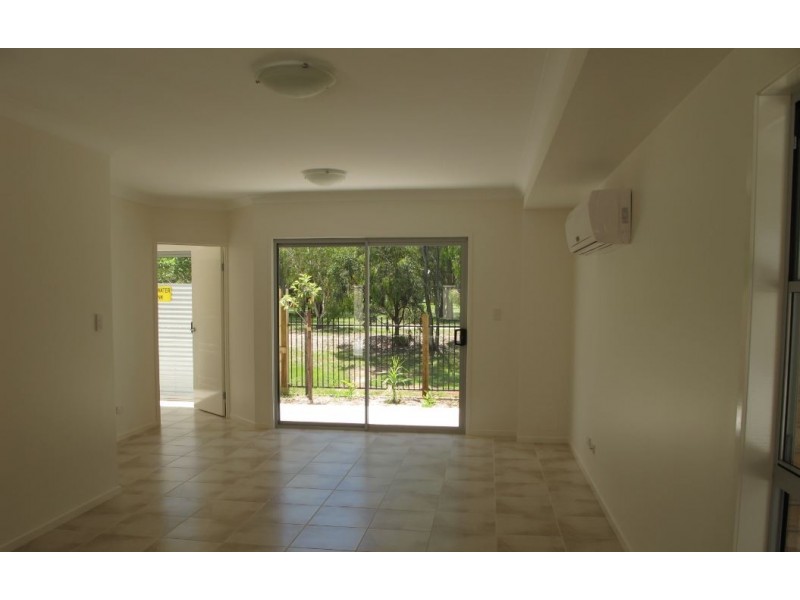 4/19-21 Ostend Court, Cleveland QLD 4163