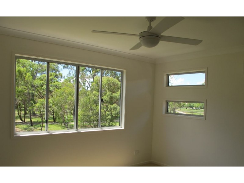 4/19-21 Ostend Court, Cleveland QLD 4163