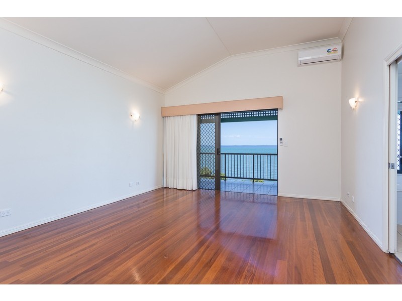 123 Shore Street North, Cleveland QLD 4163