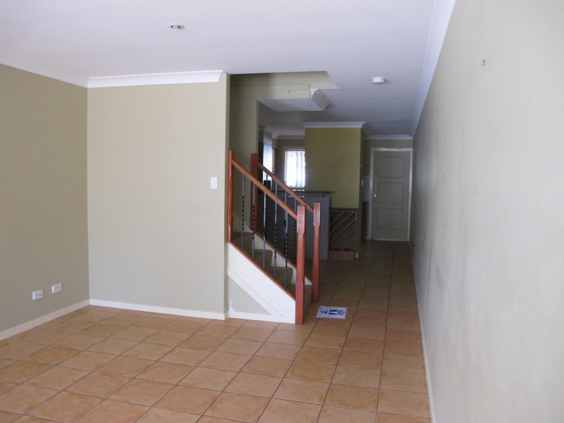 53 Shore Street East, Cleveland QLD 4163