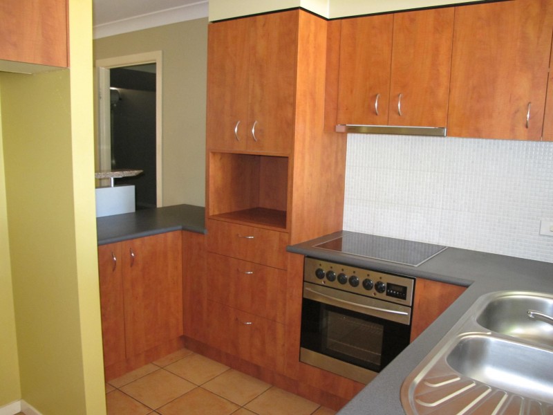 53 Shore Street East, Cleveland QLD 4163