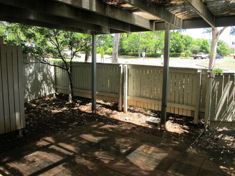 53 Shore Street East, Cleveland QLD 4163