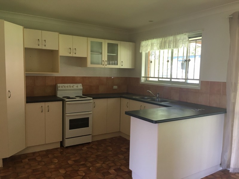 28 Taylor Cres, Cleveland QLD 4163