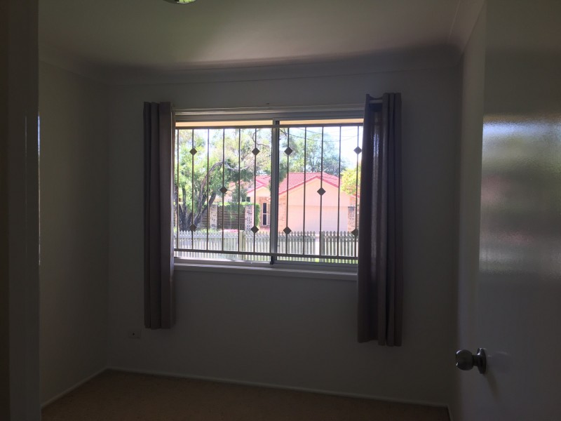 28 Taylor Cres, Cleveland QLD 4163