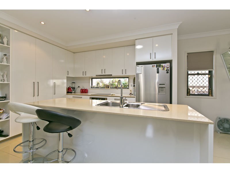 90 Delancey Street, Ormiston QLD 4160