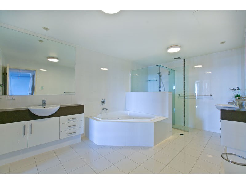 27/135 Shore Street West, Cleveland QLD 4163