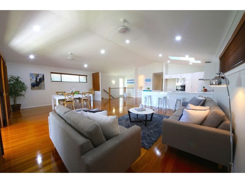 18 Cross Lane, Cleveland QLD 4163