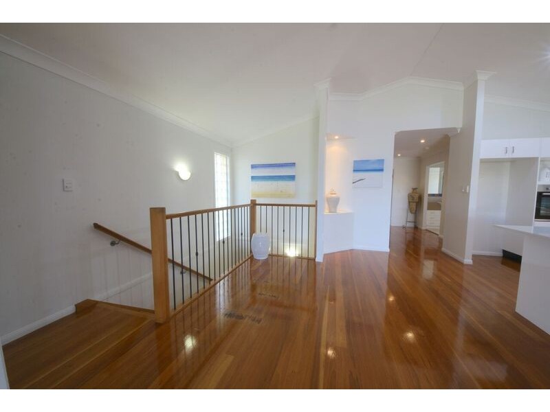 18 Cross Lane, Cleveland QLD 4163