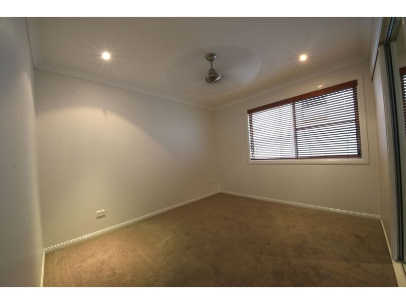 18 Cross Lane, Cleveland QLD 4163