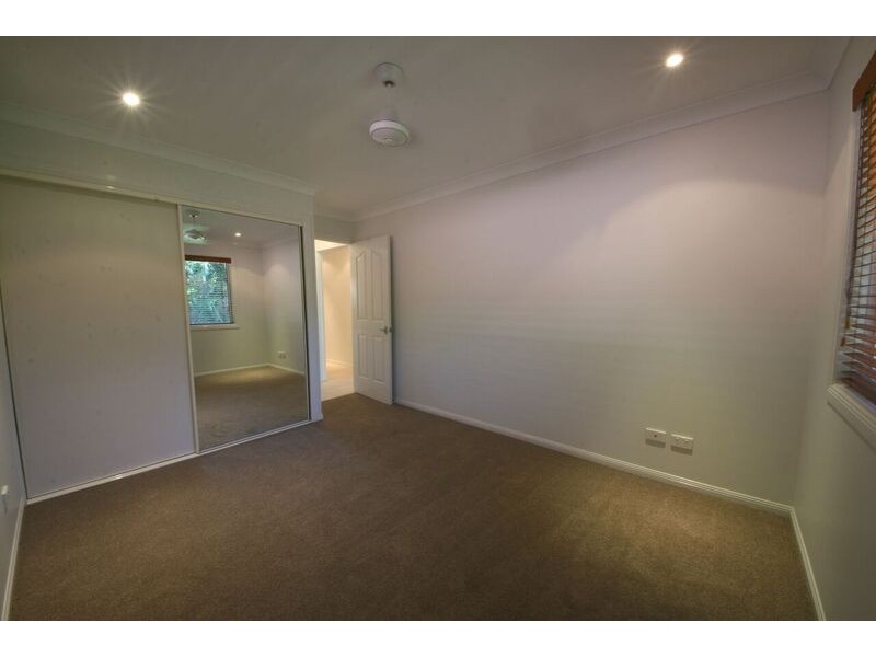 18 Cross Lane, Cleveland QLD 4163