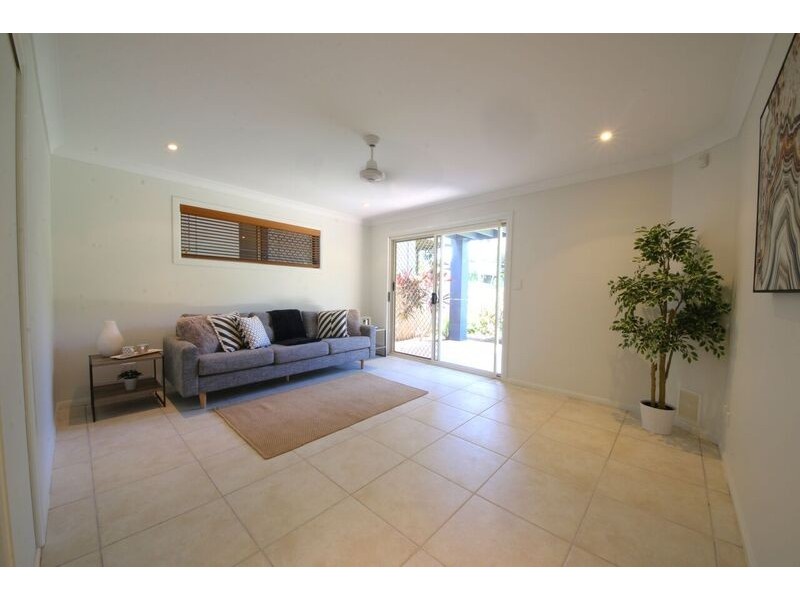 18 Cross Lane, Cleveland QLD 4163