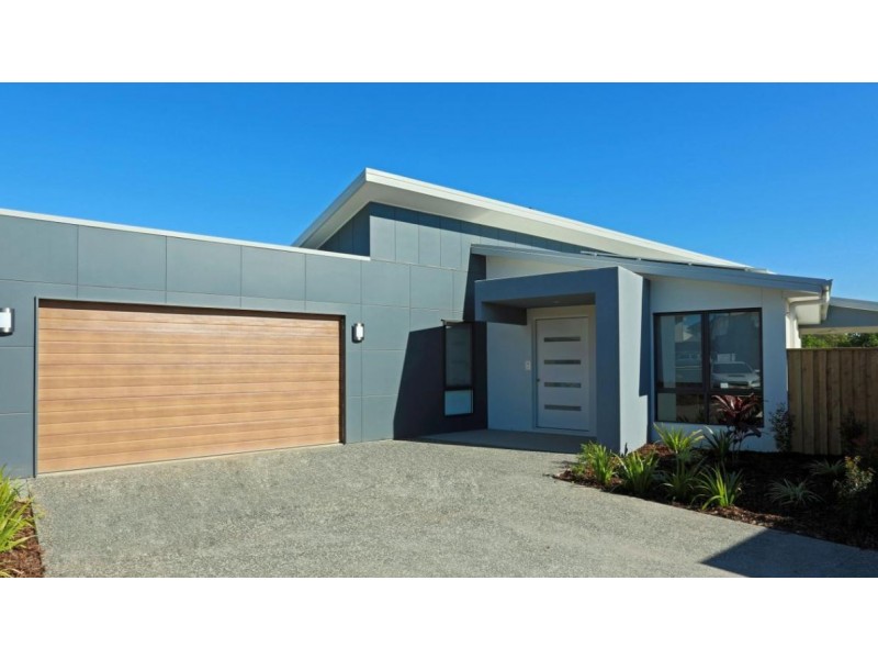 13 Seawater Street, Thornlands QLD 4164